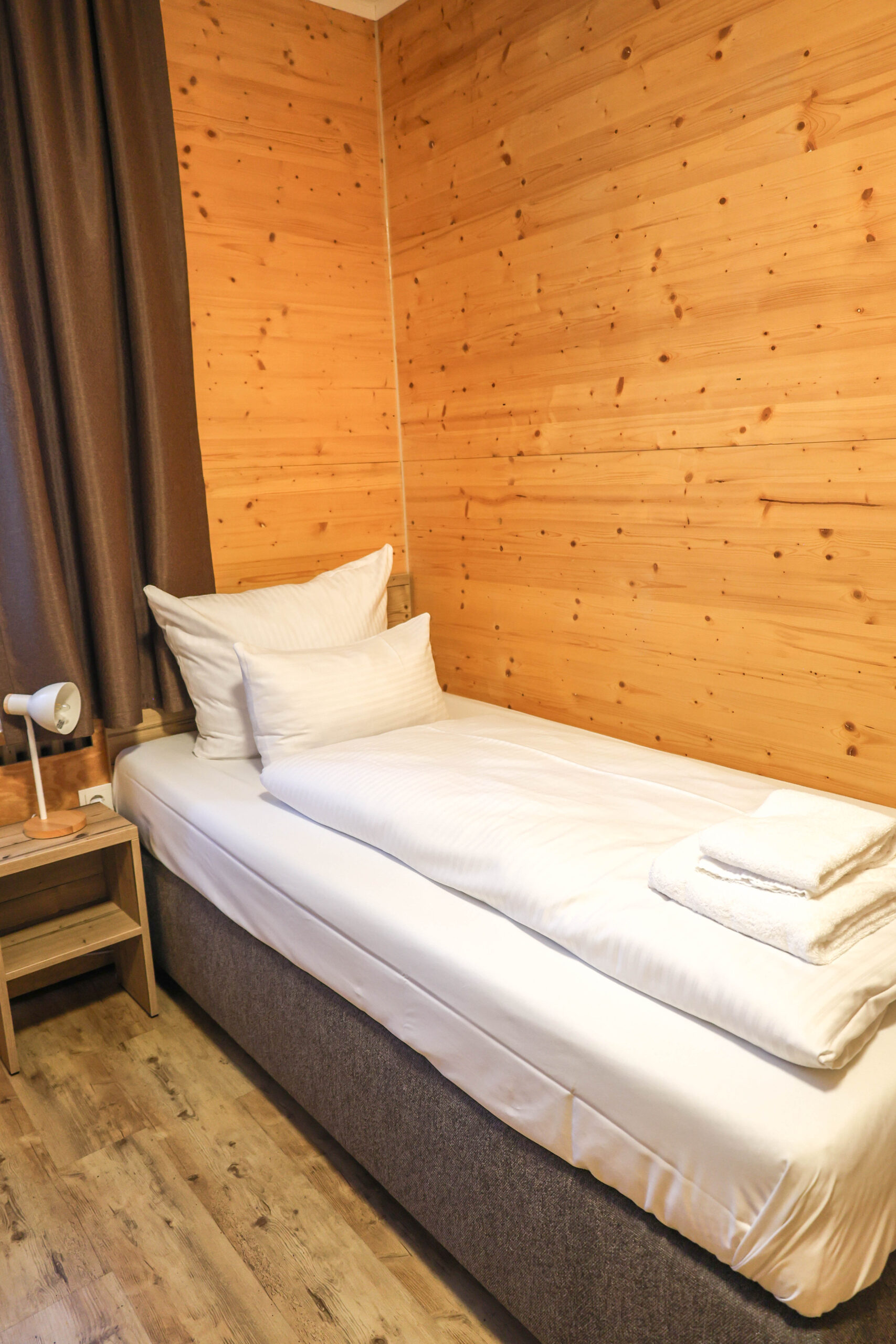 urban-oak-standard-einzelnzimmer-content-vv4