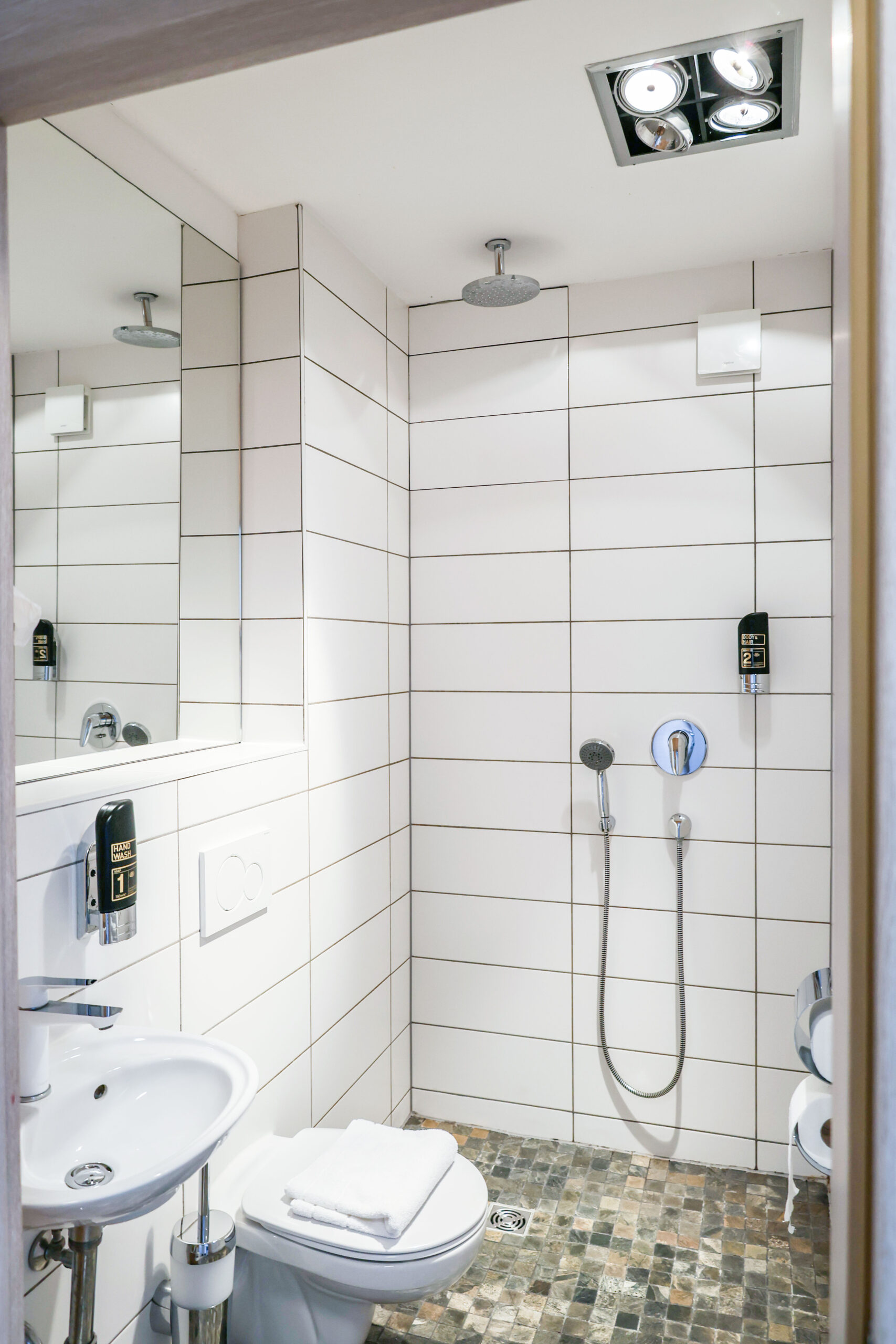 urbanoak-zimmer-komfort-doppelzimmer-content-vv5