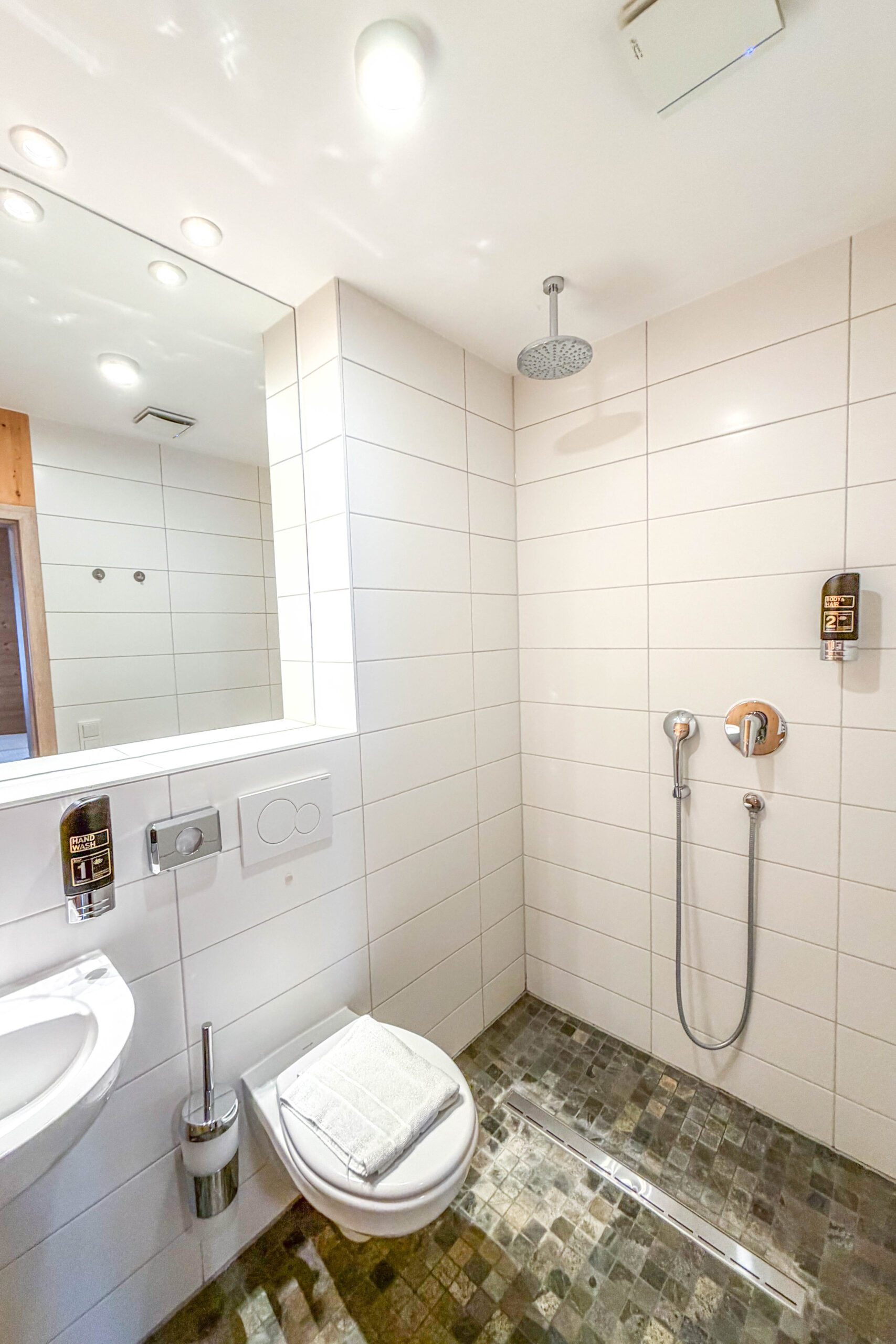 urbanoak-zimmer-komfort-doppelzimmer-content-vv8