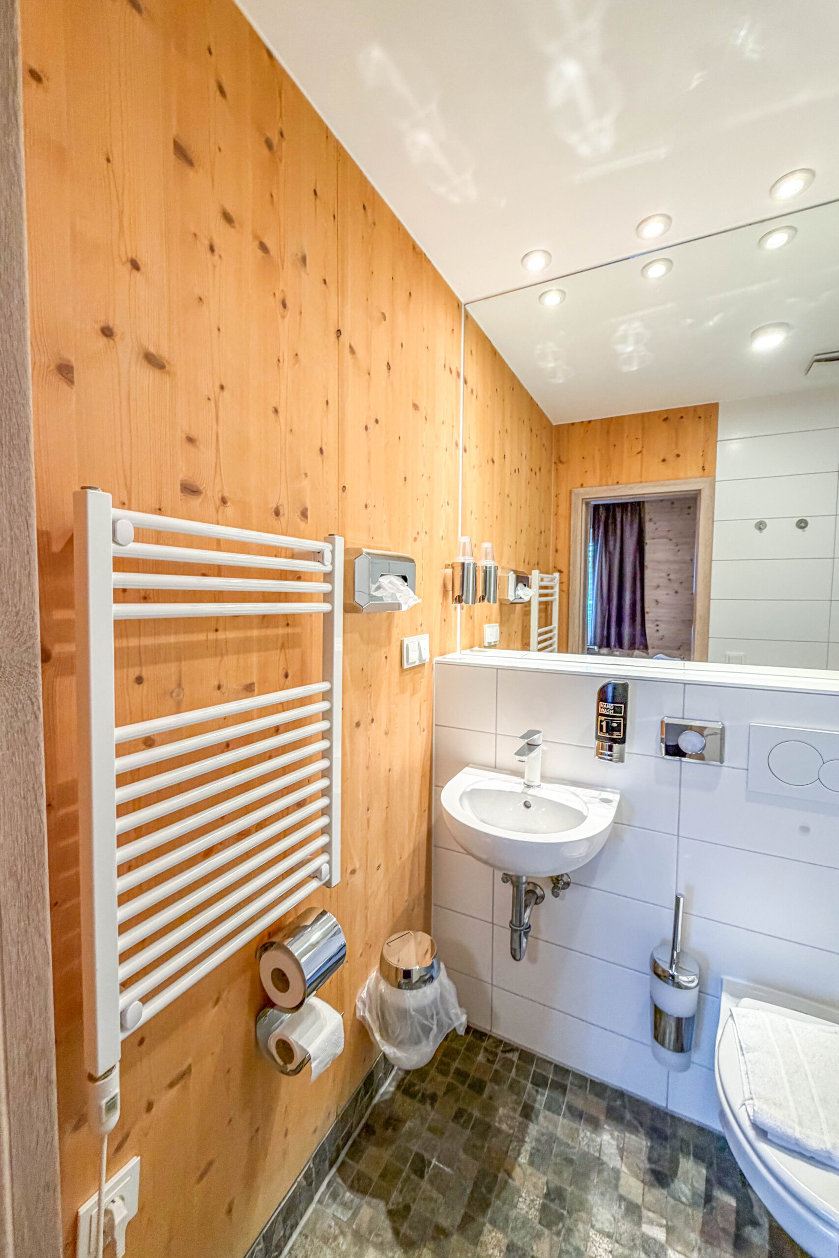 urbanoak-zimmer-standard-doppelzimmer-content-vv18